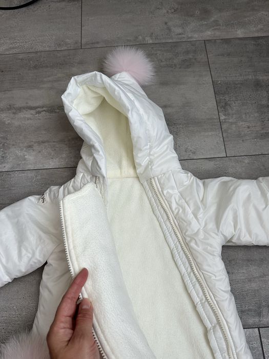 Комбінезон зимовий 6-9 місяців з шапочкою та шарфиком