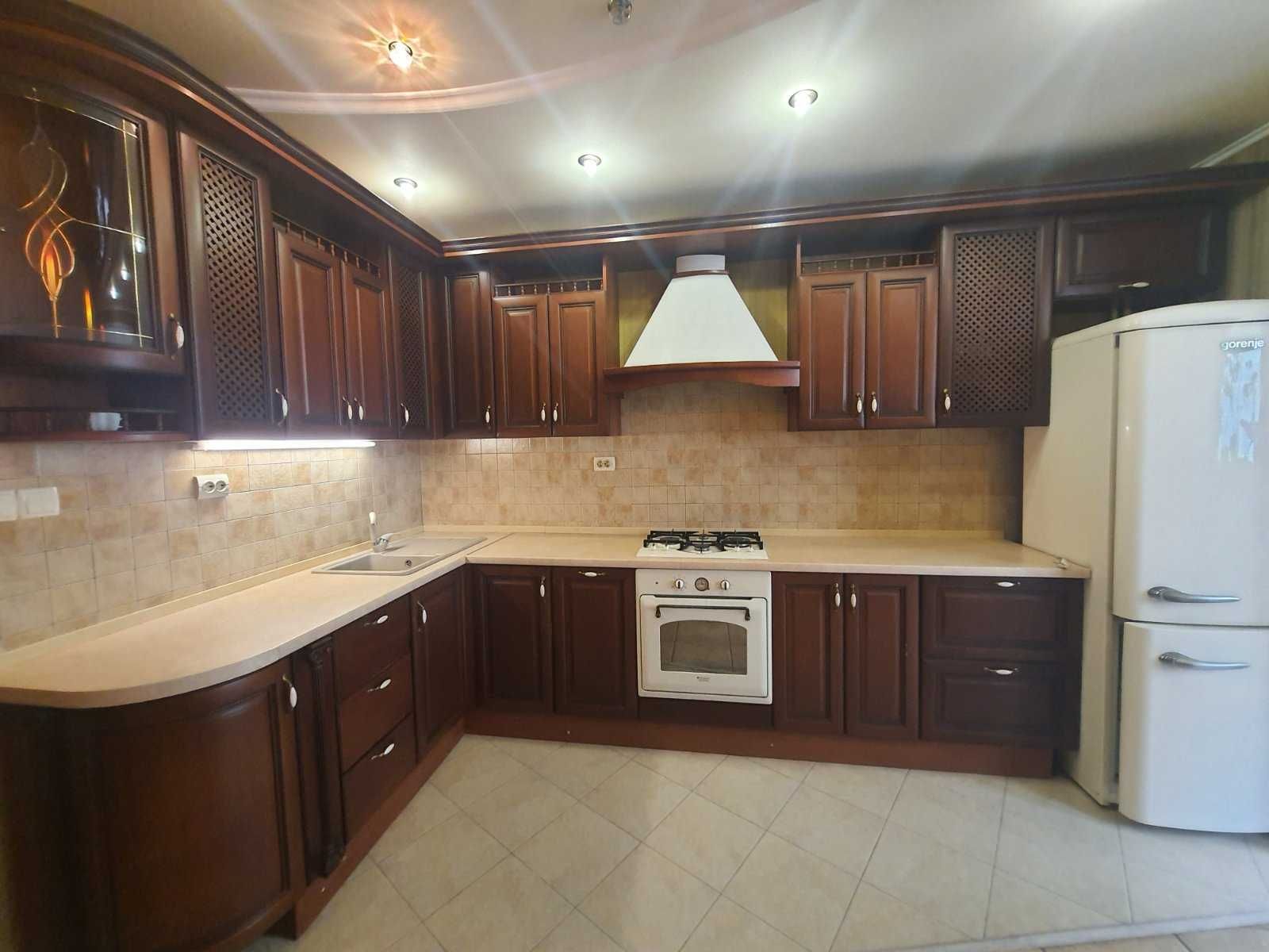 Продажа 2-х комн. 80 м. на Таирова . Костанди ЖК" Вернисаж".Программы!