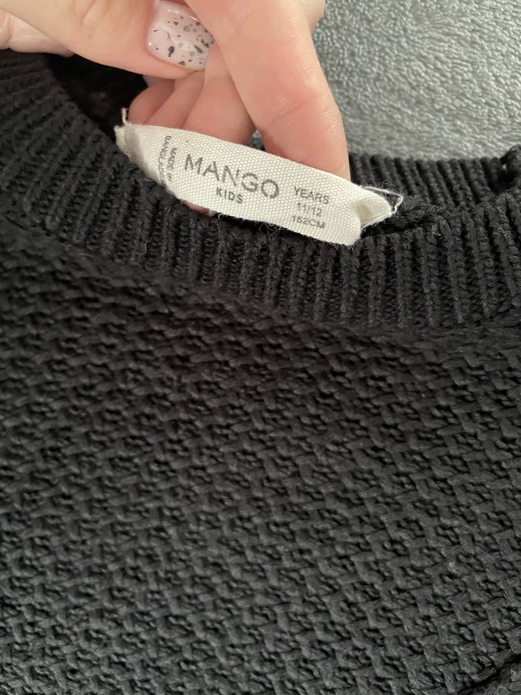 Вязаний светр Mango 152р