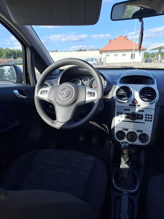 Sprzedam Opla Corsę D