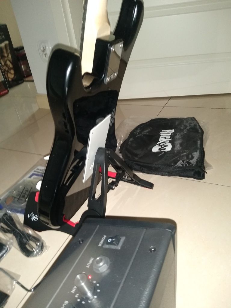 Gitara Elektryczna RockJam RJEG02-SK-BK Wzmacniacz Zestaw