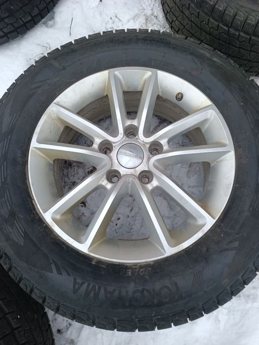 Комплект резины без дисков