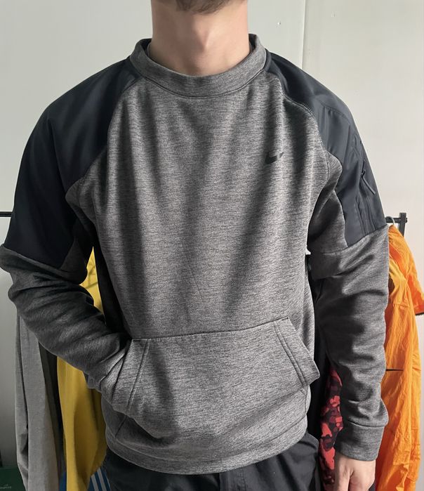 Свитшот Nike therma fit