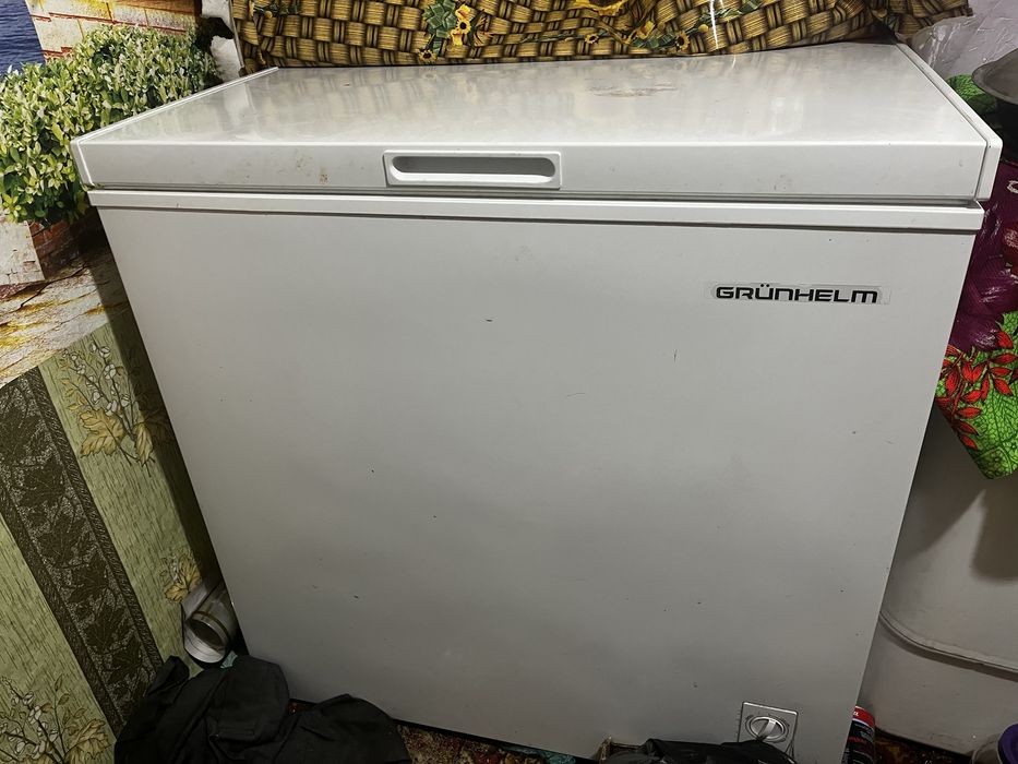 Морозильна камера Grunhelm