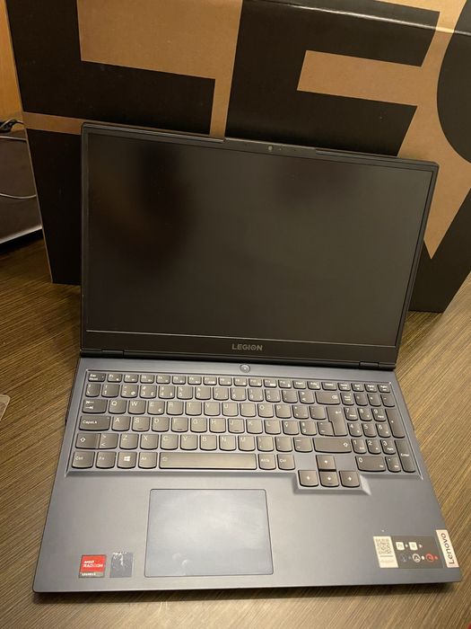 Lenovo legion 5 Ryzen 5600h RTX 3060 16gb RAM 512gb