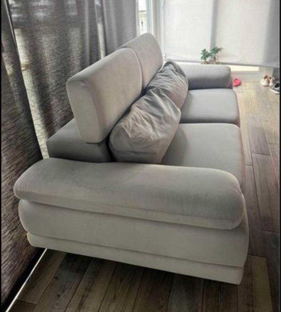 Sofa 1.90 x 1.00 igual a novo