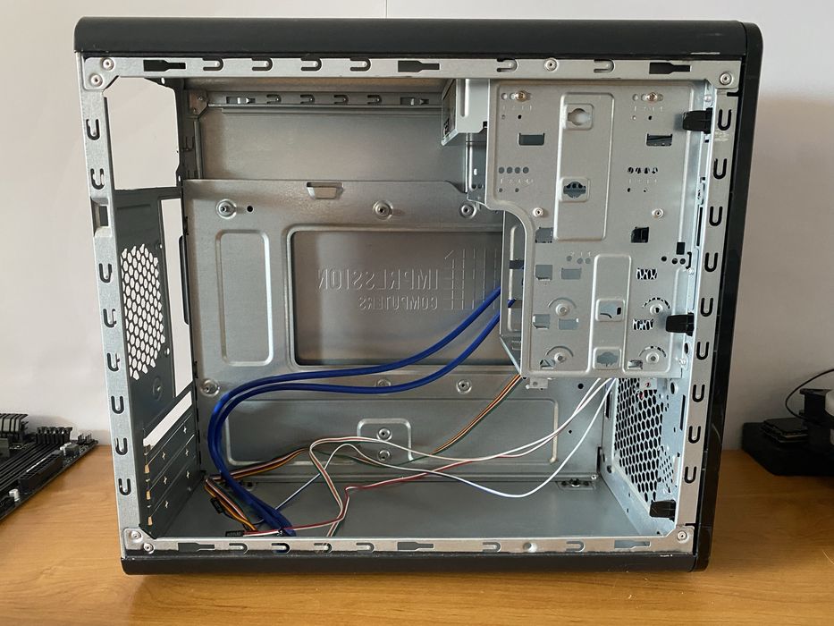 Корпуси для пк!!