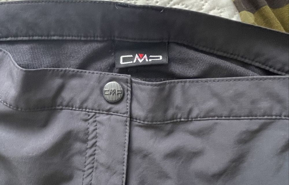 CMP lekkie spodnie turystyczne szorty 2w1  36 38 S M