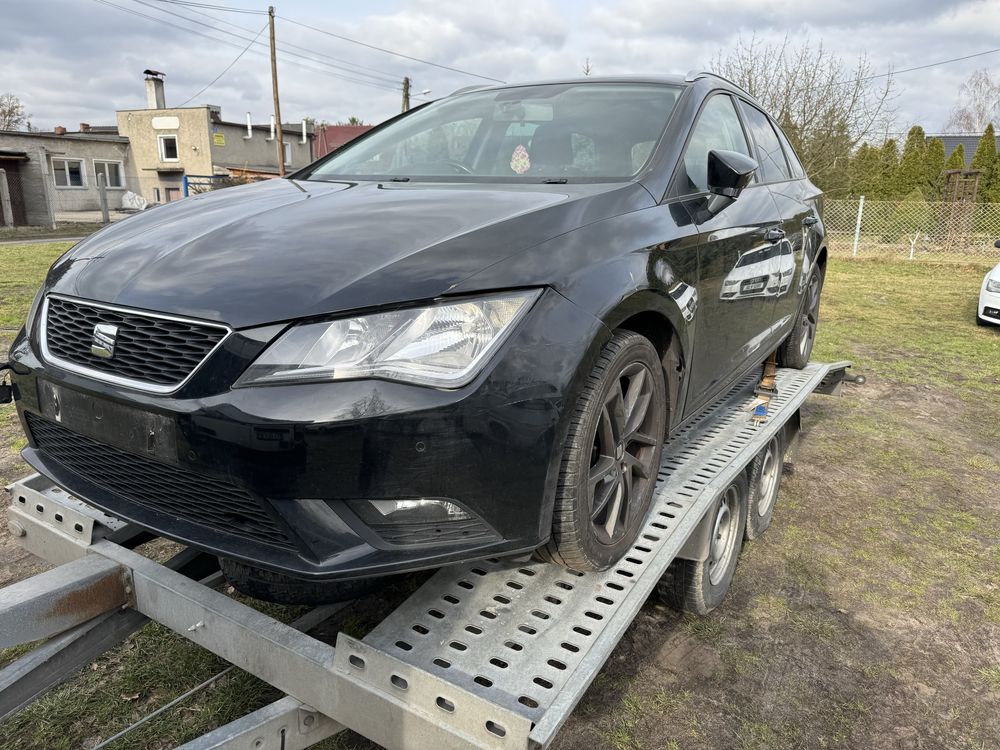 Seat leon III maska zderzak przod kompletny ly9t