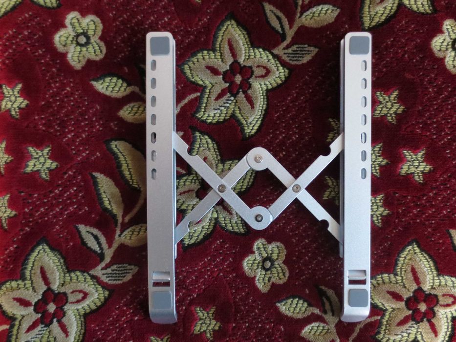 Подставка под ноутбук складная алюминиевая Laptop Stand Новая