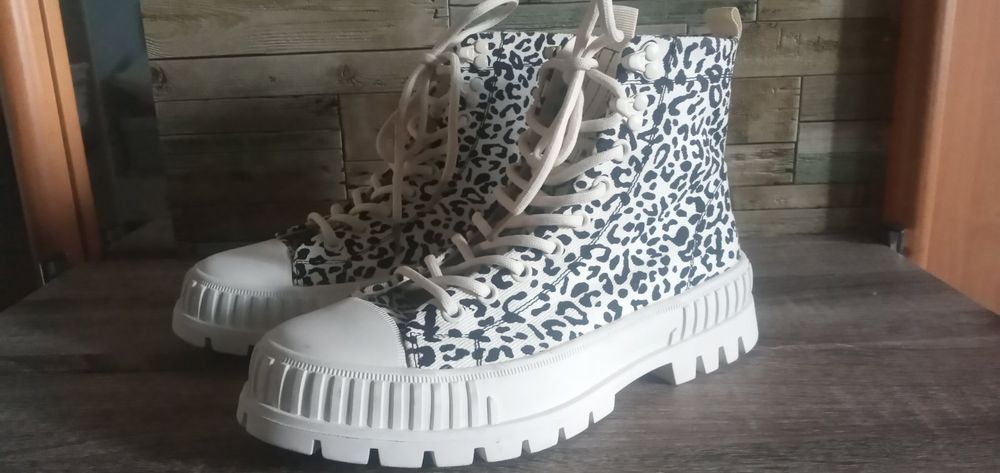 Подростковые ботинки 38 р/р.