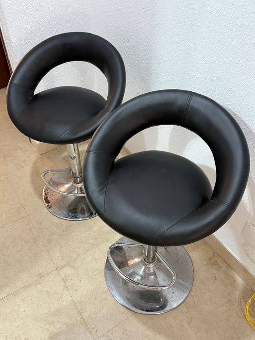 2 Bancos autoajustáveis/Cadeiras autoajustáveis usados!