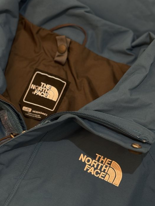 Чоловіча вітровка The North Face.