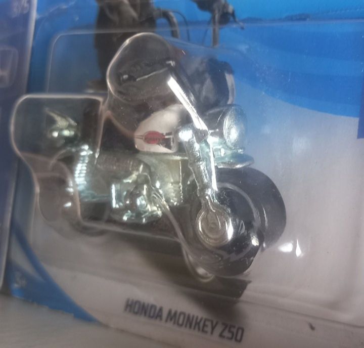 Conjunto 2 - honda monkey z50 hot wheels