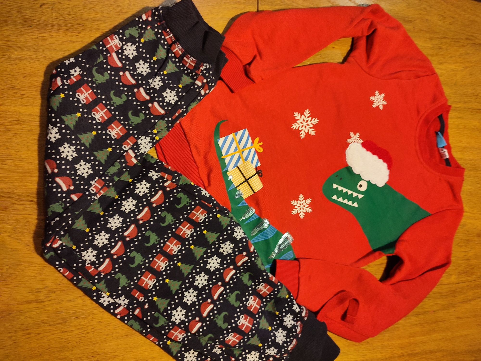 Dres świąteczny chłopięcy 122/128