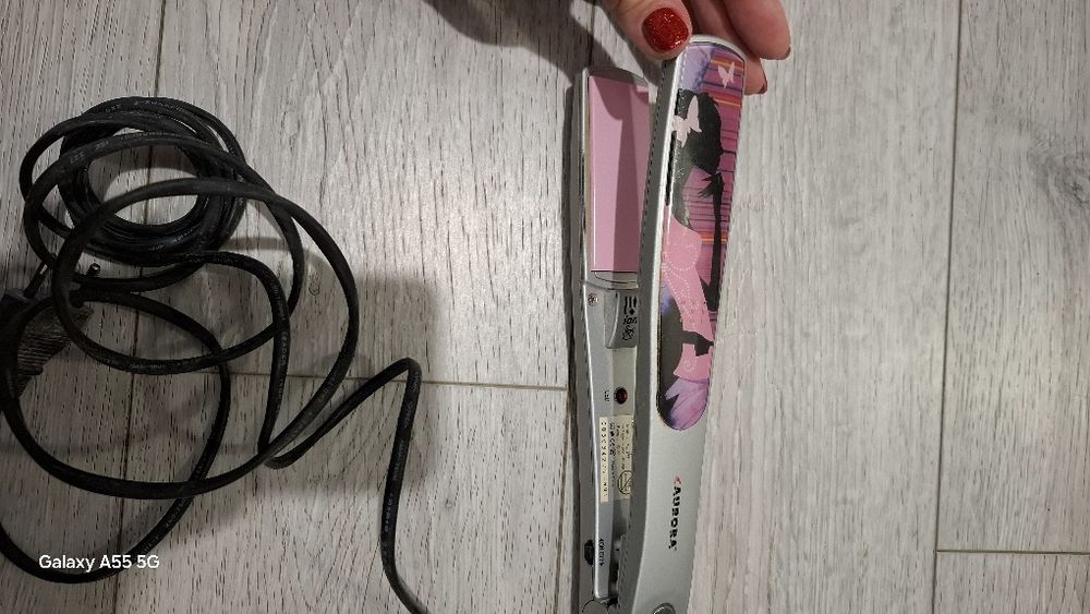 Выпрямитель для волос