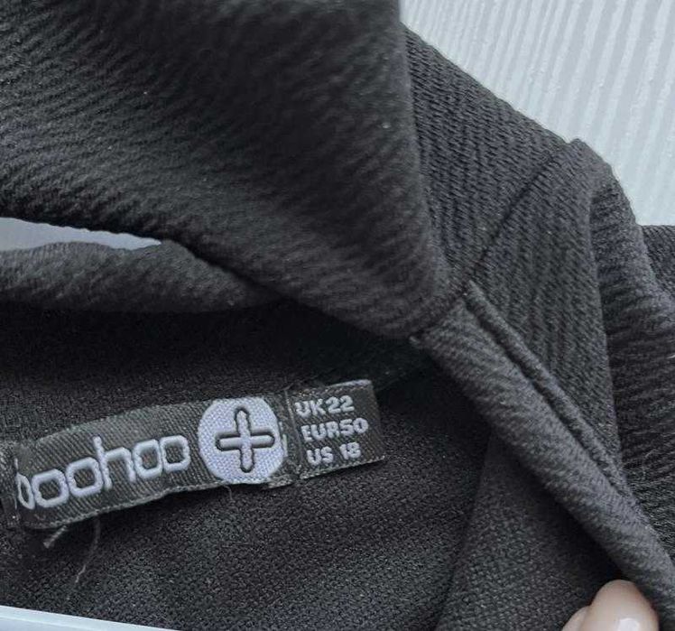 Черное платье с чокером boohoo
