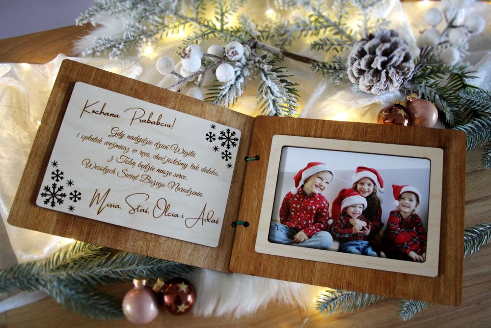 Drewniana pamiątka ze zdjęciem i życzeniami Prezent na Święta Ramka