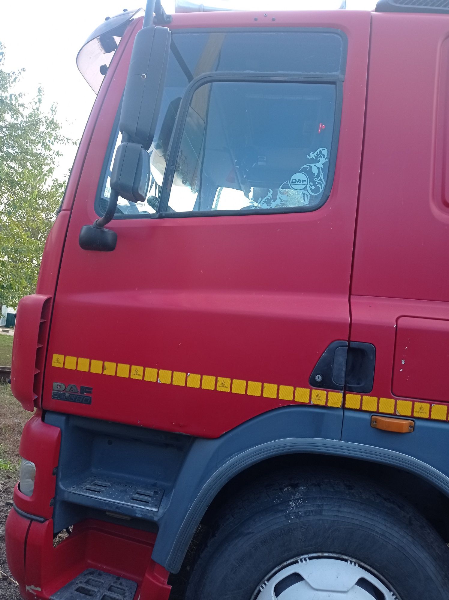 Продам DAF CF 85