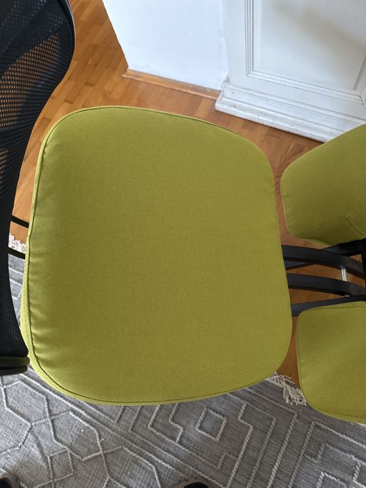 Klękosiad klęcznik ergonomiczne krzesło do pracy