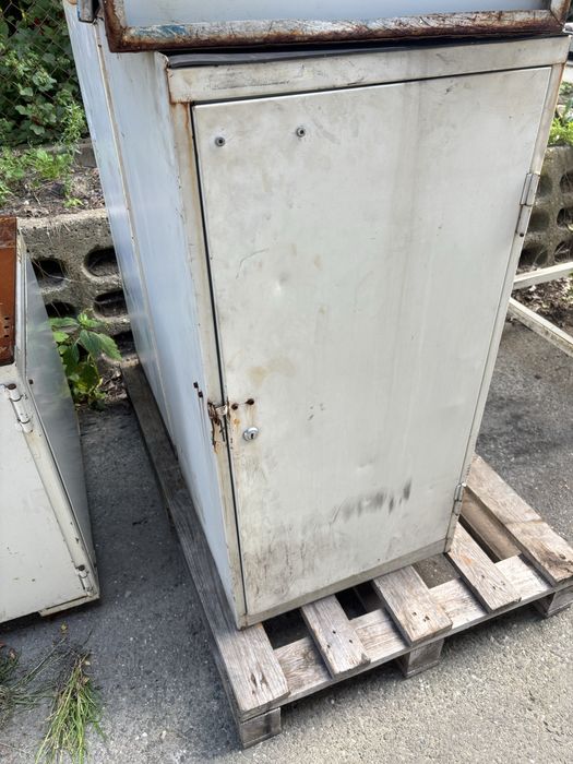 Szafka narzędziowa warsztatowa