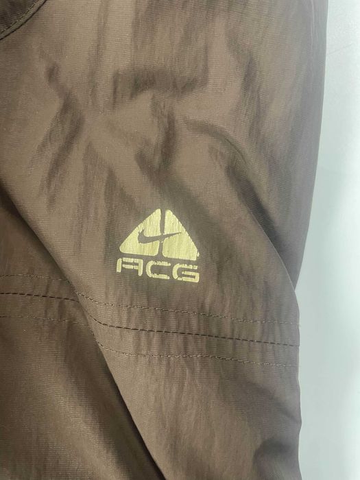 Nike ACG brązowe długa kurtka płaszczykowa damska zimowa