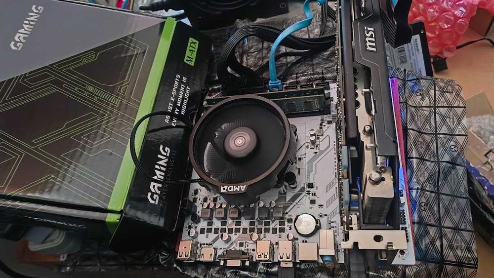 Комплект для збирання ПК B450\ AMD Ryzen 5 1600 6ядер\12п по 3,7ггц