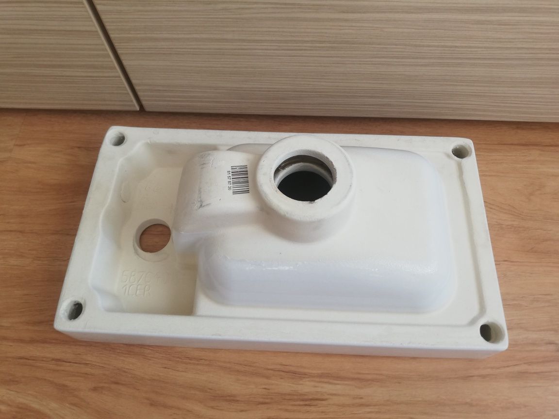 Rezerwacja, Mała, zgrabna umywalka łazienkowa Cersanit Moduo 40cm x 22