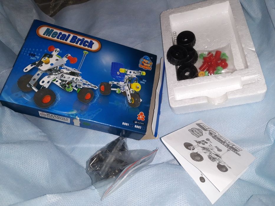Конструктор детский запчасти metal brick металлический машинка