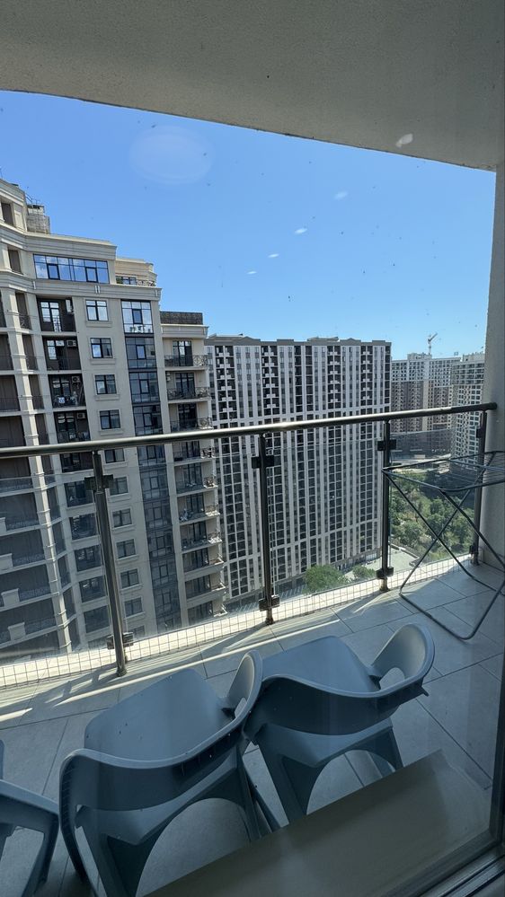 Посуточно квартира с террасой в Аркадии, ЖК 36 Жемчужина