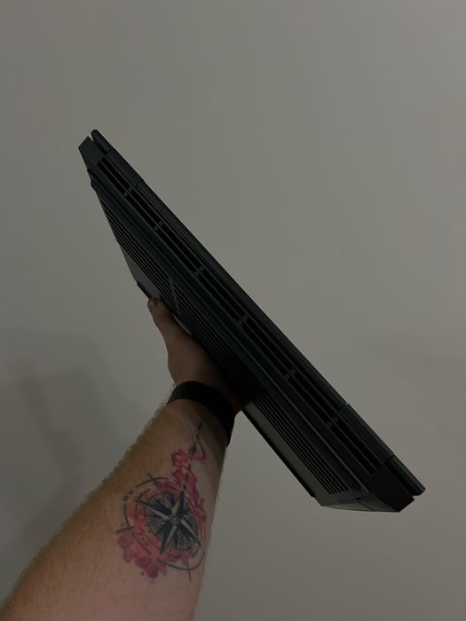 Топовий ігровий ноутбук HP OMEN D15