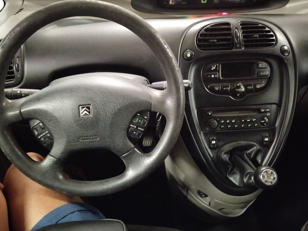 Citroen Xsara Picasso 1.6 ano 2000