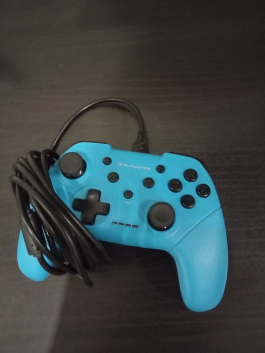 Nintendo switch + bolsa + comandos extra