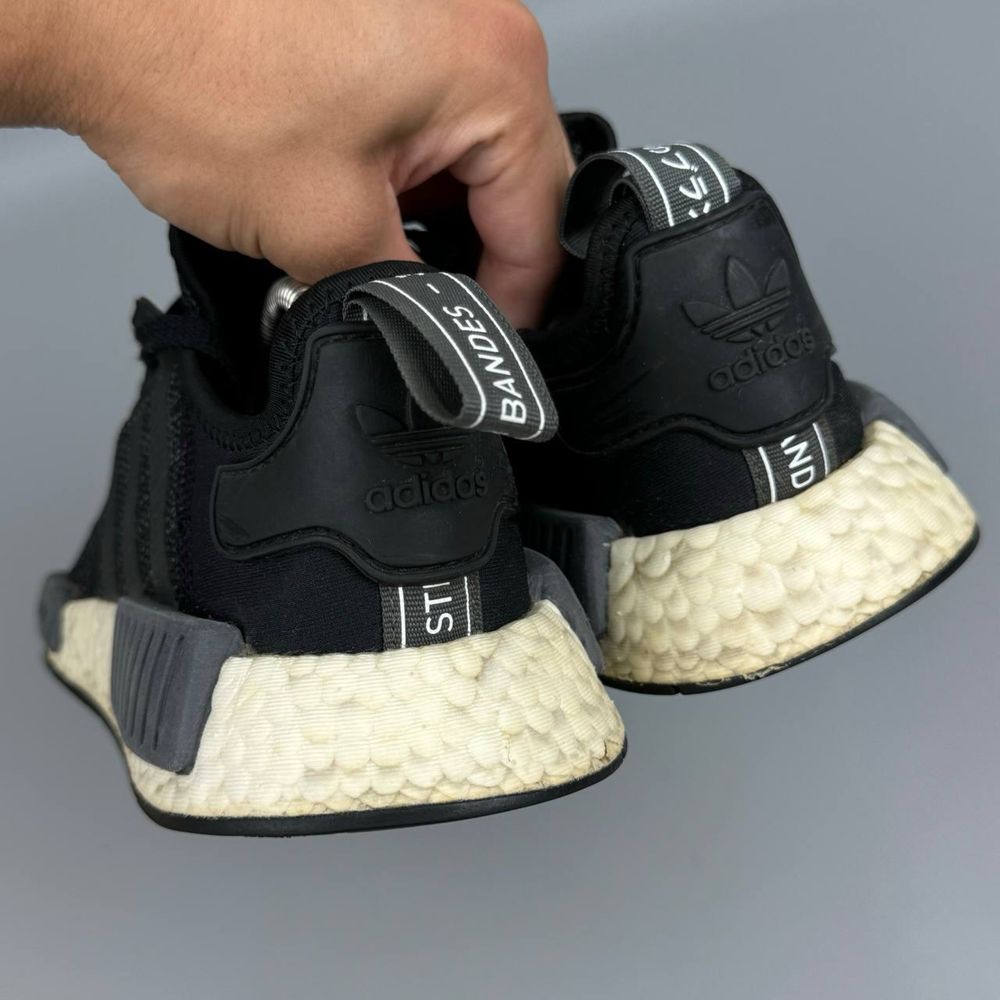 Кроссовки Adidas NMD r1 адідас кросівки нмд спортивні буст літні