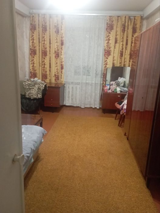 Здається в довгострокову оренду 3х кімнатна квартира в центрі Канева