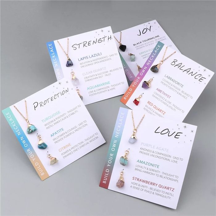 Colar pedras pendentes