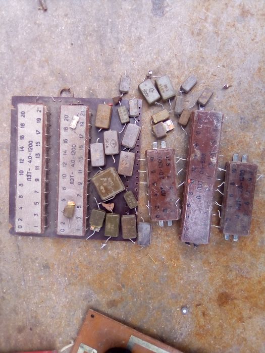 Продам  ,конденсатори ,   линии задержки