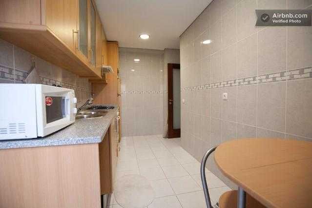 Quarto para alugar – Rua Santos Lima – 350€/mês