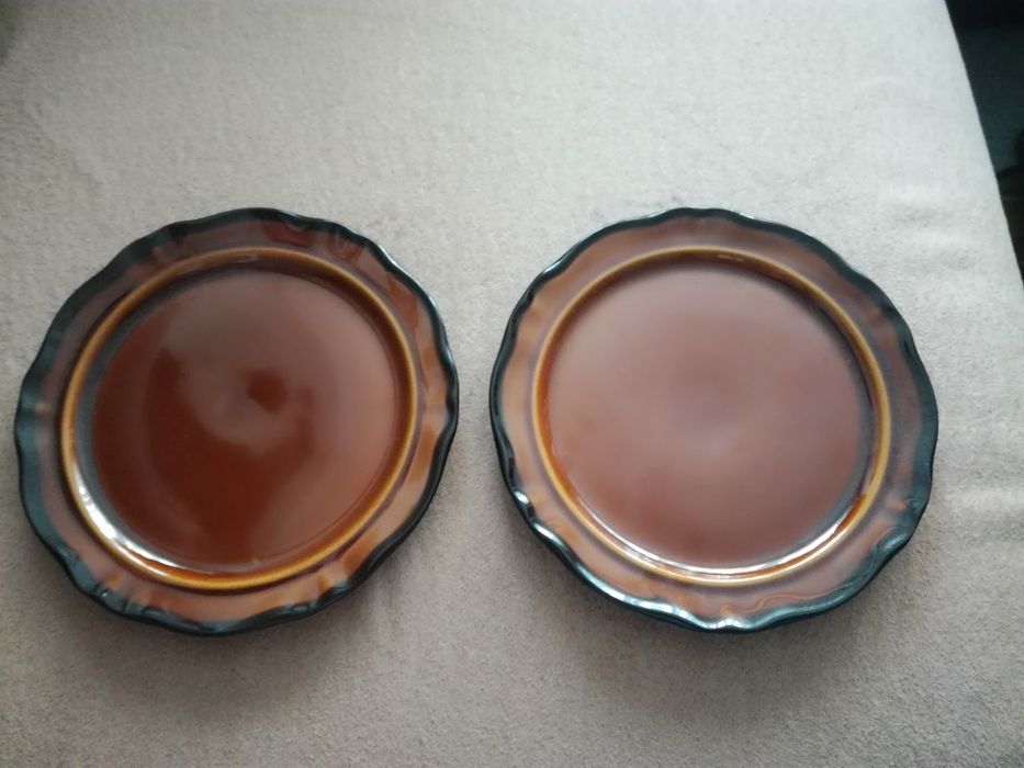 Talerzyki deserowe Pruszków kamionka brązowe kamionkowe talerze