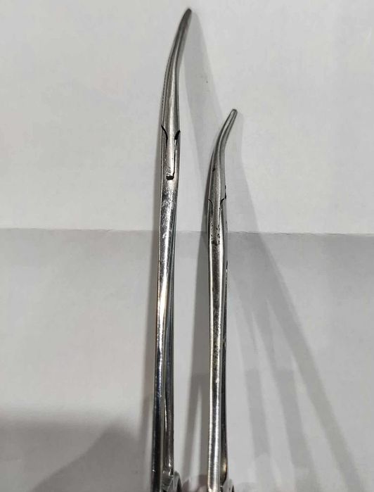 Kleszcze hemostatyczne zagięte – stal chirurgiczna, komplet 2 szt.