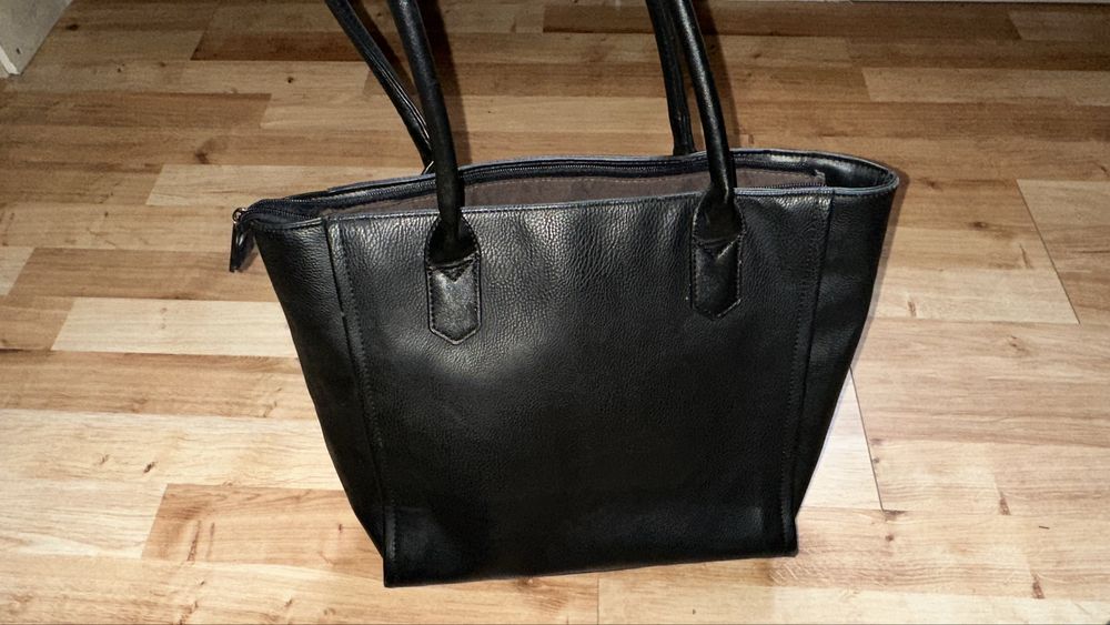 Torebka na ramie do reki pierre cardin czarna