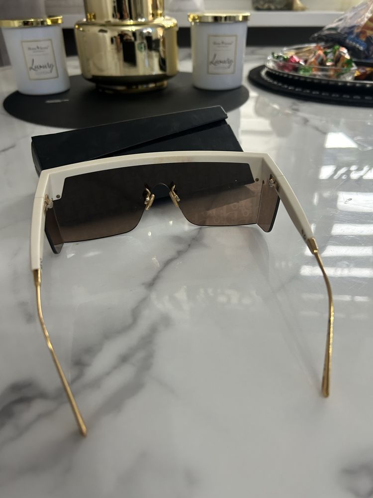 Okulary przeciwsloneczne Dior