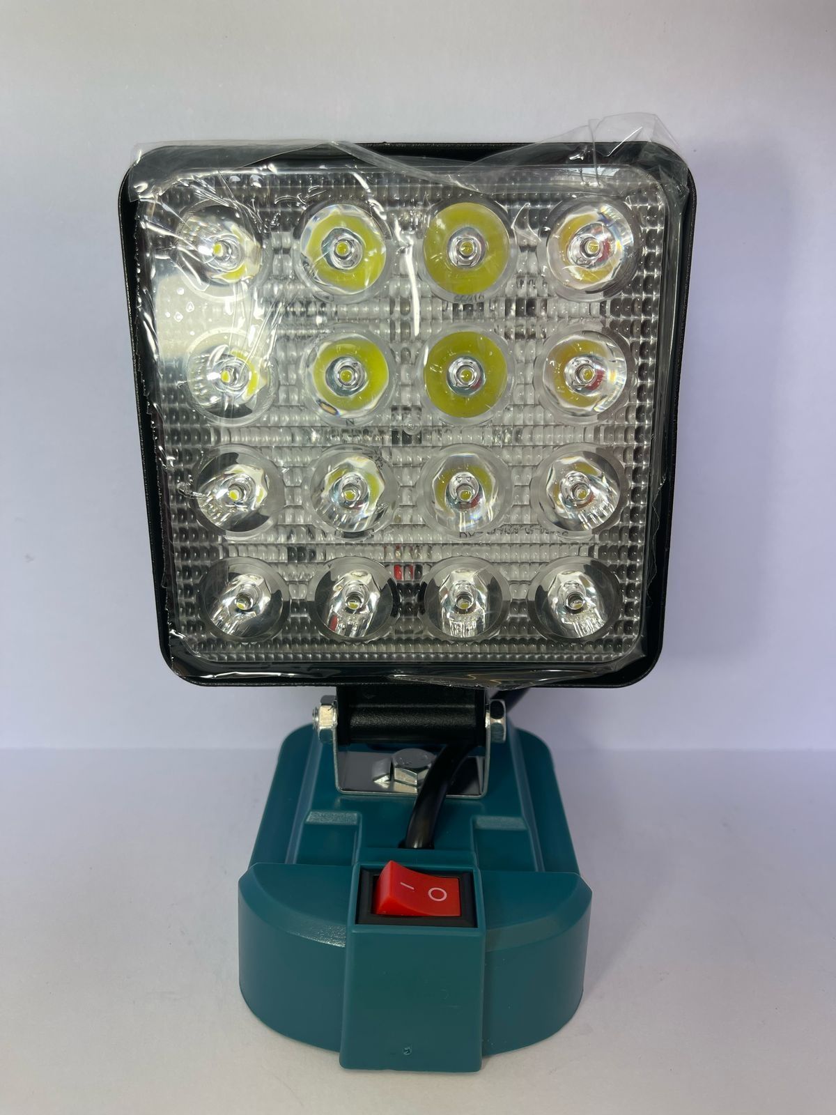 Lampada emergência bateria Parkside Bosch e Makita