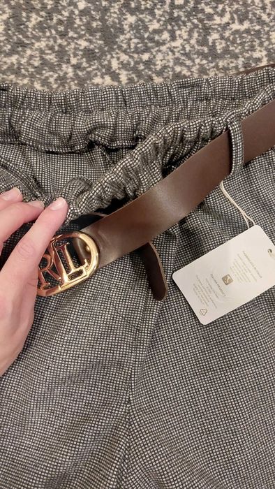 Komplet spodnie i czarna bluzka nowe