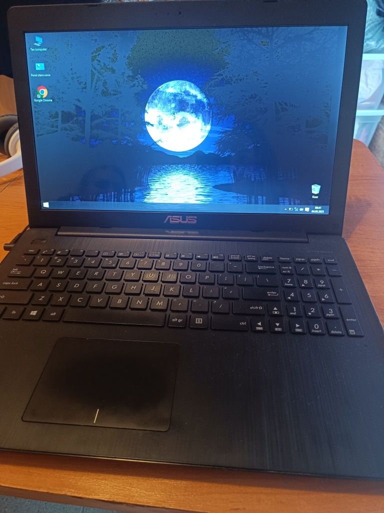 Sprzedam używany Laptop Asus