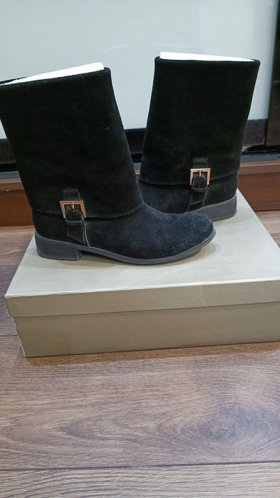 Осінні замшеві сапожки Trotters, 36 розмір