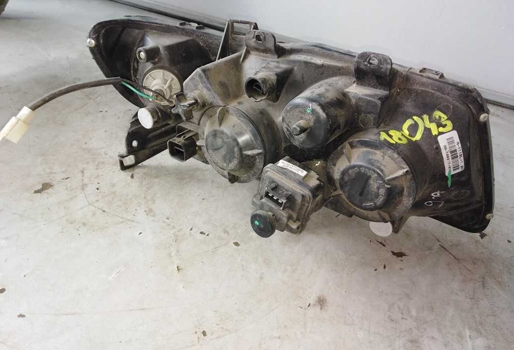 Piaggi Porter Daihatsu Hijet Pfau 06-14r. Lampa Przód Lewa