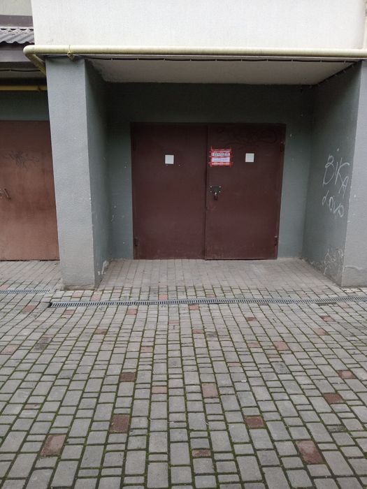 Здам в оренду ГАРАЖ Хотинська 12