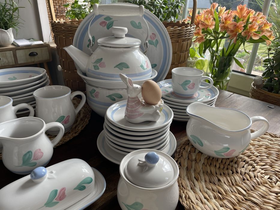 Piękny serwis obiadowy  Japoński