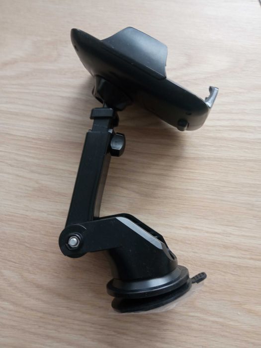 Uchwyt na regon do samochodu.